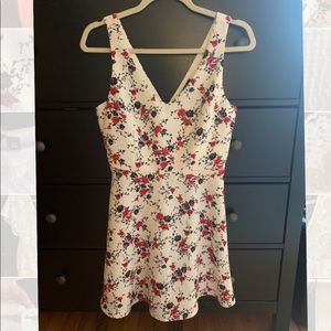 Forever 21 white w floral mini dress